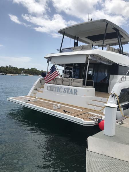 Book yachts online - powercatamaran - MY 44 - Celtic Star - rent