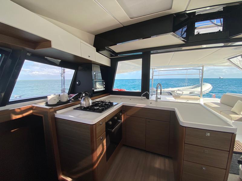 Book yachts online - catamaran - Nautitech 46 Fly - Sea Spirit II - rent