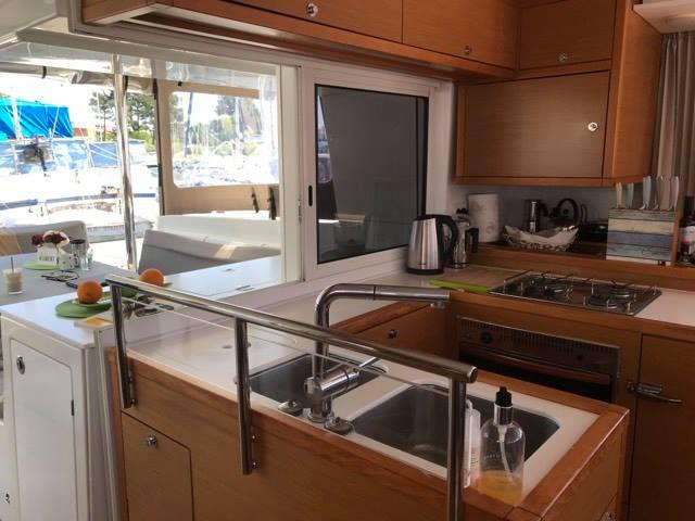 Book yachts online - catamaran - Lagoon 450 F - Grey Goose II - All inclusive half board - rent