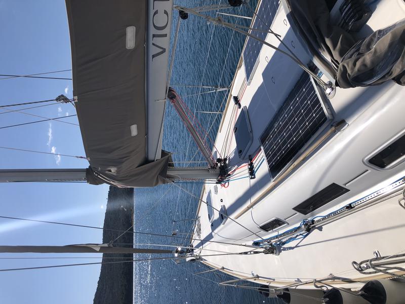 Book yachts online - sailboat - Dufour 44 - Victoria 1 - Refit 2018 - rent