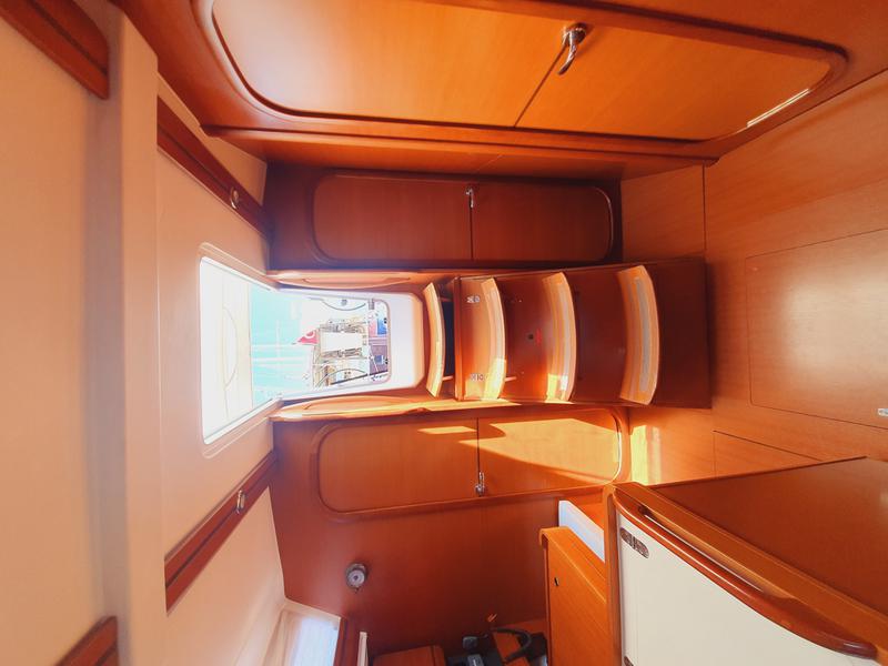 Book yachts online - sailboat - Dufour 405 - Namaste - rent