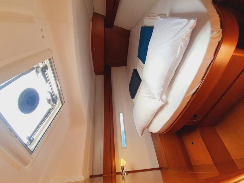Book yachts online - sailboat - Dufour 405 - Namaste - rent