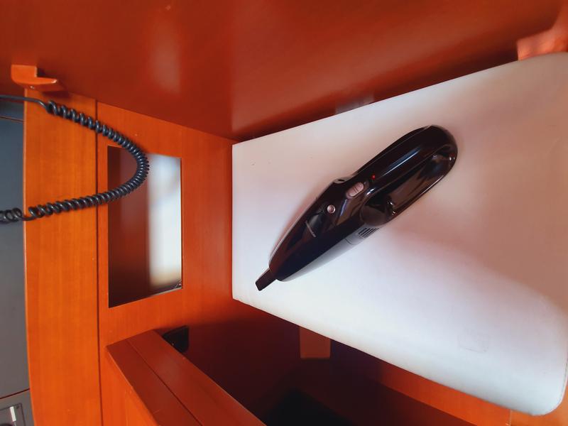 Book yachts online - sailboat - Dufour 405 - Namaste - rent