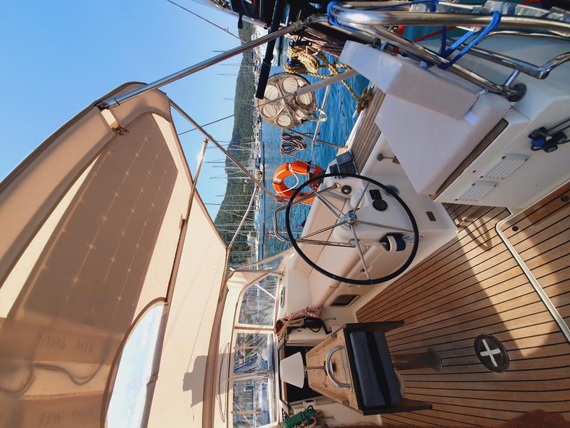 Book yachts online - sailboat - Dufour 405 - Namaste - rent