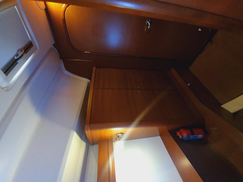Book yachts online - sailboat - Dufour 405 - Namaste - rent