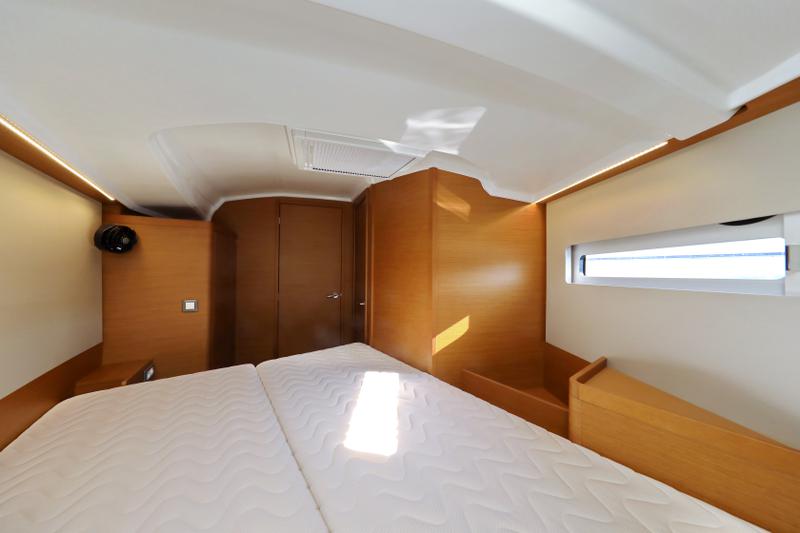 Book yachts online - sailboat - Sun Odyssey 410 - Vague - rent