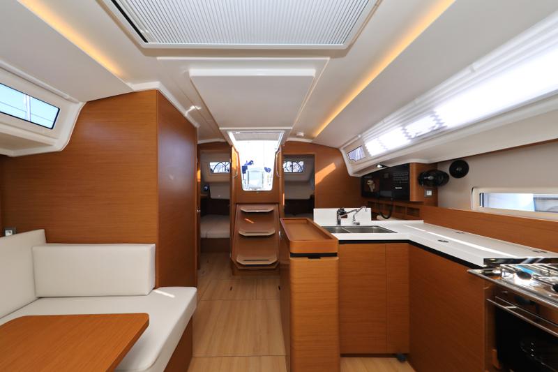 Book yachts online - sailboat - Sun Odyssey 410 - Vague - rent