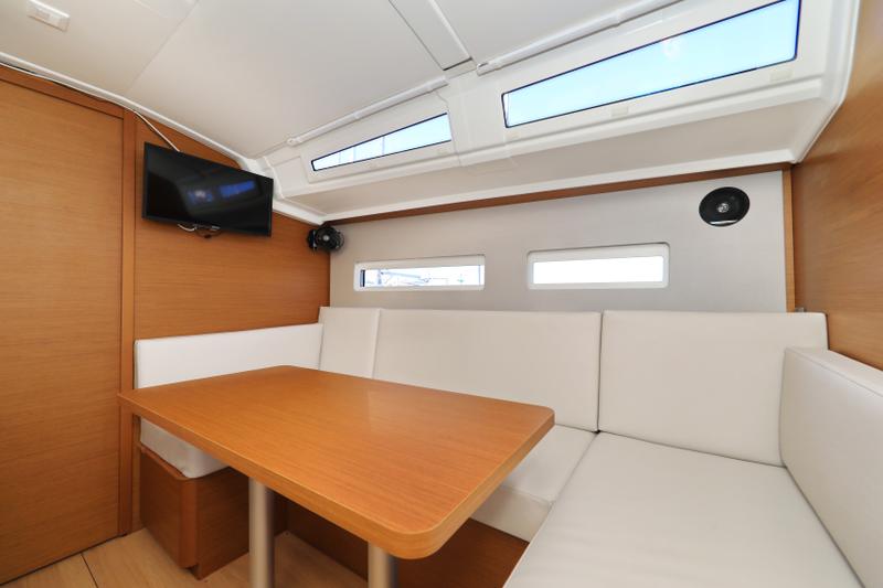 Book yachts online - sailboat - Sun Odyssey 410 - Vague - rent