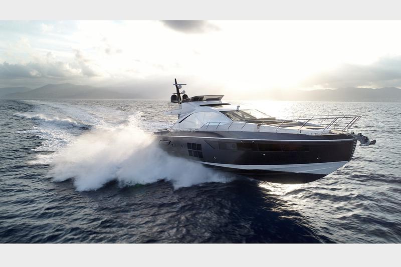Book yachts online - motorboat - Azimut S7 - ESCAPE - rent
