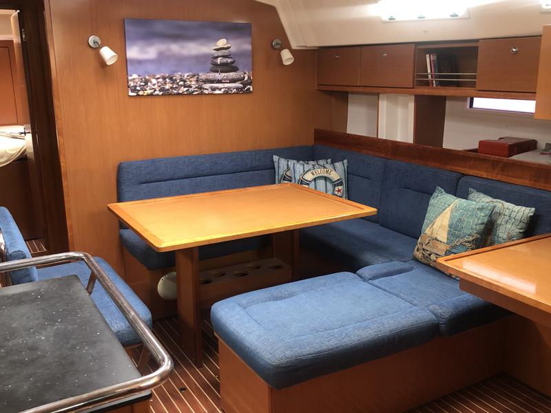 Book yachts online - sailboat - Bavaria Cruiser 45 - Elise -Bavaria 45 Cruiser - rent