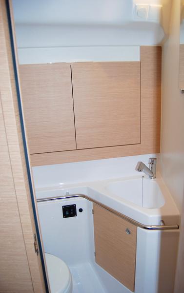 Book yachts online - sailboat - Elan Impression 45 - Betelgeuse (Electric Heads, Inverter) - rent