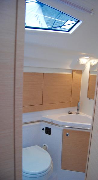 Book yachts online - sailboat - Elan Impression 45 - Betelgeuse (Electric Heads, Inverter) - rent