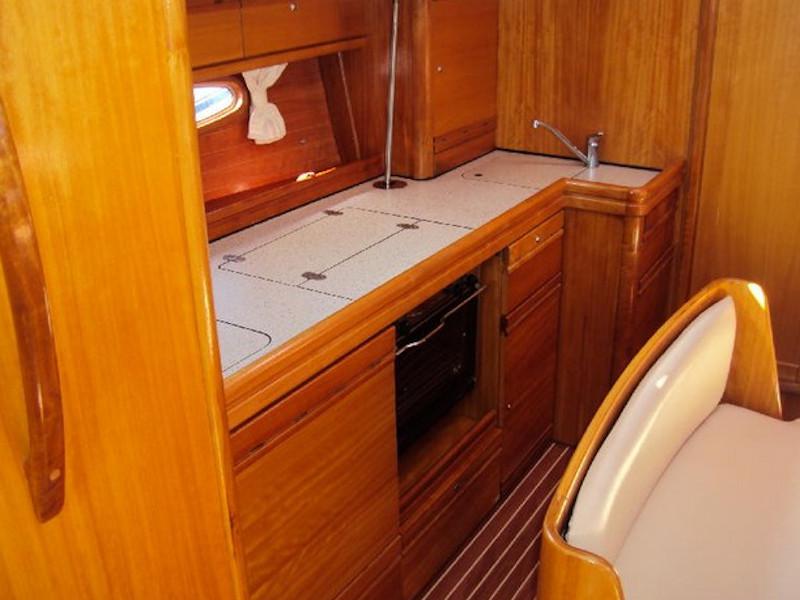 Book yachts online - sailboat - Bavaria 39 Cruiser - Marja - rent