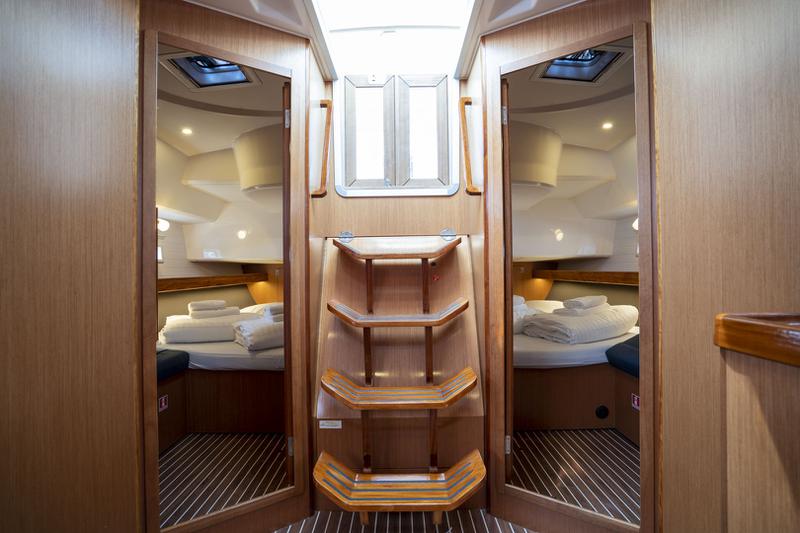 Book yachts online - sailboat - Bavaria Cruiser 46 - MILA - rent