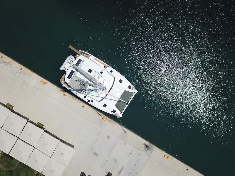 Book yachts online - catamaran - Astréa 42 - Nostos - rent