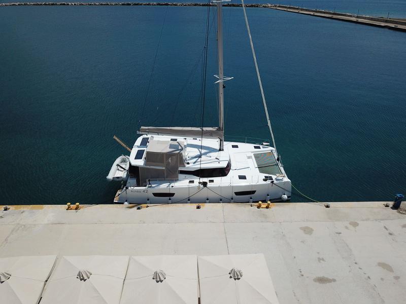 Book yachts online - catamaran - Astréa 42 - Nostos - rent