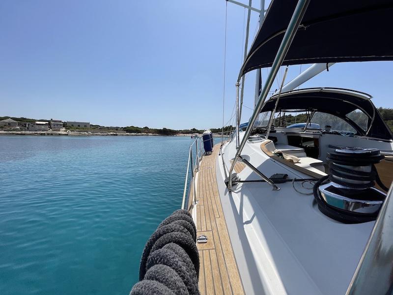 Book yachts online - sailboat - Sun Odyssey 54DS - Olivia Adriatica - Enthusiast Owned Yacht - rent