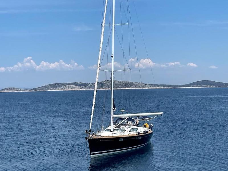 Book yachts online - sailboat - Sun Odyssey 54DS - Olivia Adriatica - Enthusiast Owned Yacht - rent