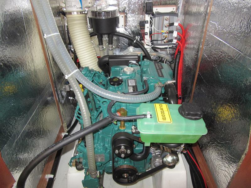 Book yachts online - sailboat - Bavaria Cruiser 37 - Flinx - rent