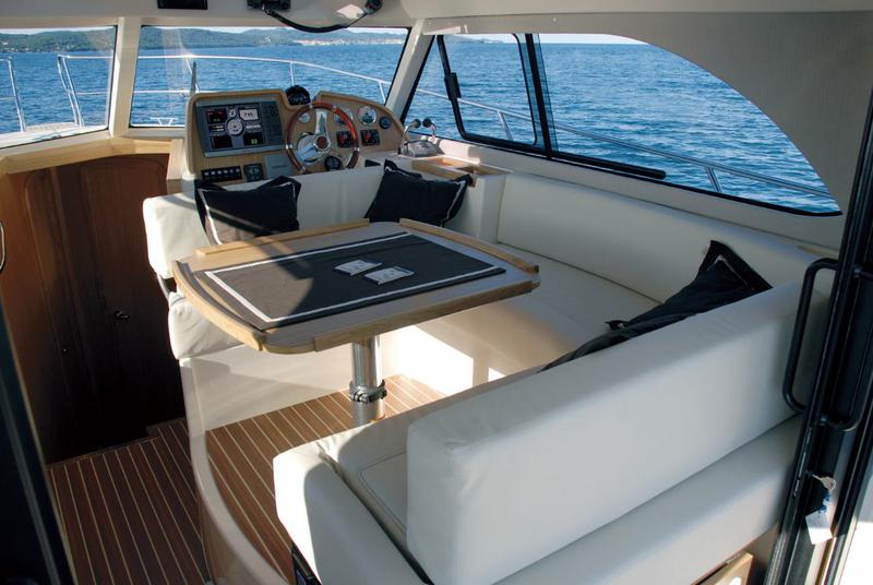 Book yachts online - motorboat - Adriana 36 - Morska Zvijezda 1 - rent