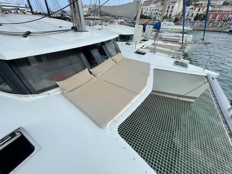 Book yachts online - catamaran - Lucia 40 - Aquila  - rent
