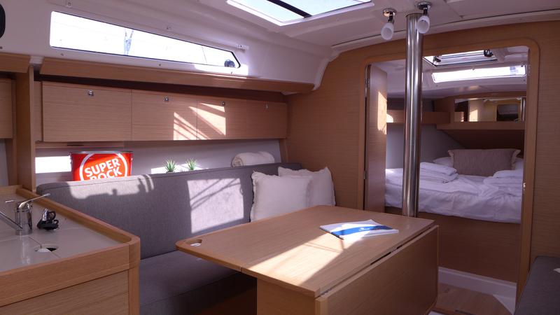 Book yachts online - sailboat - Dufour 360 - Mar me Quer - rent