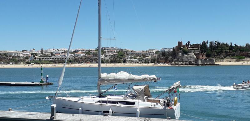 Book yachts online - sailboat - Dufour 360 - Mar me Quer - rent