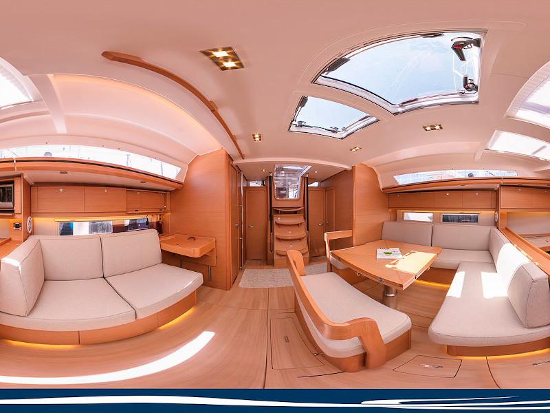 Book yachts online - sailboat - Dufour 520 Grand Large - Zoe - rent