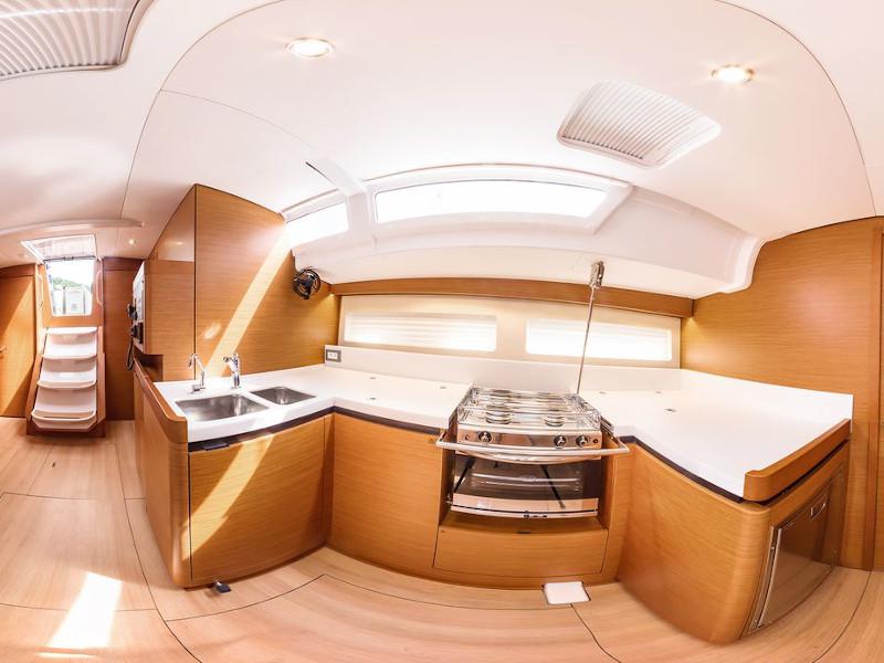 Book yachts online - sailboat - Sun Odyssey 490 - Grazia - rent