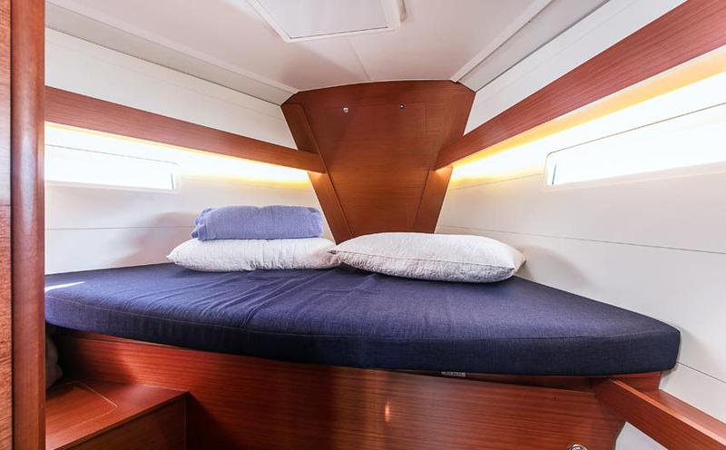 Book yachts online - sailboat - Dufour 412 GL - Domi - rent