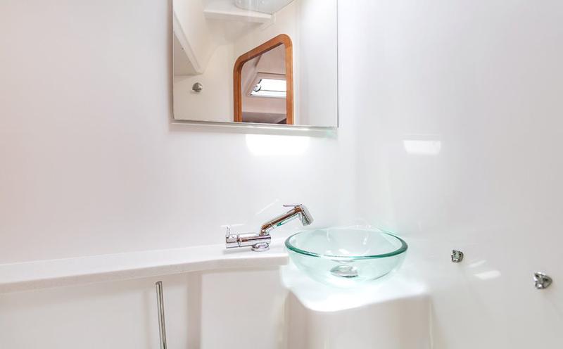 Book yachts online - sailboat - Dufour 460 Grand Large - Genny - rent