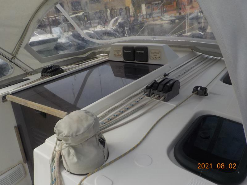 Book yachts online - sailboat - Elan 350 - Popix - rent