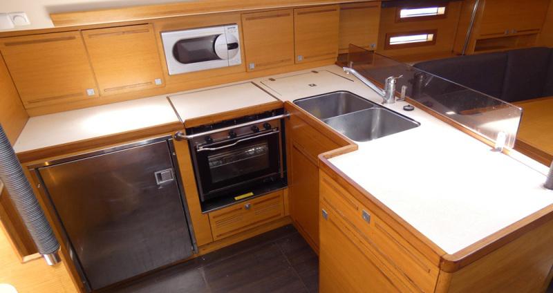 Book yachts online - sailboat - Elan 444 Impression - Alexandra - rent