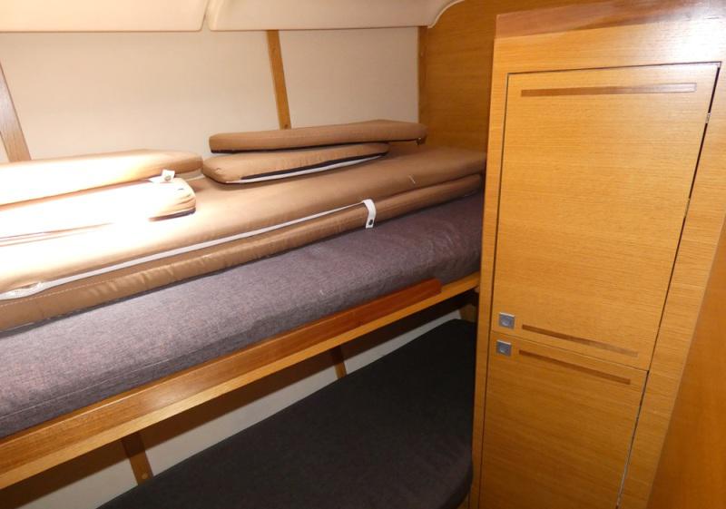 Book yachts online - sailboat - Elan 444 Impression - Alexandra - rent