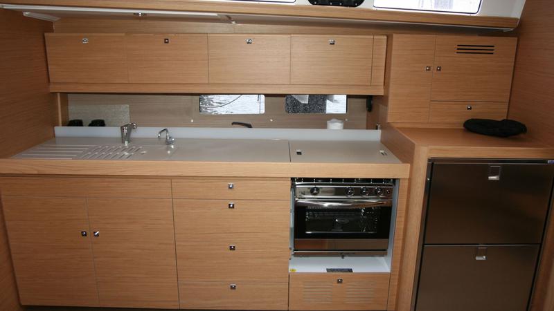 Book yachts online - sailboat - Dufour 460 Grand Large - Harvey - rent