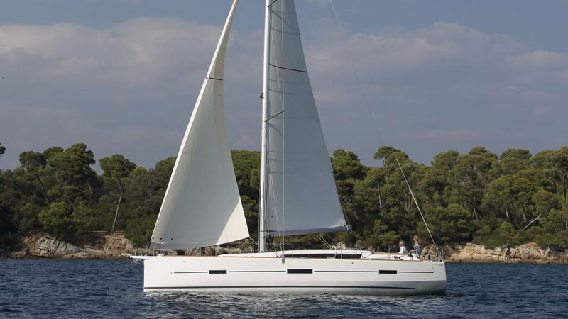 Book yachts online - sailboat - Dufour 460 Grand Large - Harvey - rent
