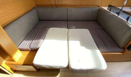 Book yachts online - sailboat - Sun Odyssey 409 - Veterano - rent