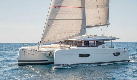 Book yachts online - catamaran - Astréa 42 - Arisa - rent