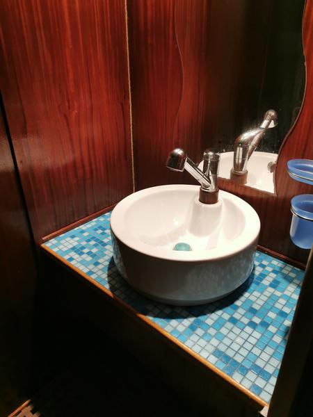 Book yachts online - motorboat - Fleur de Lys - Cadabra - rent