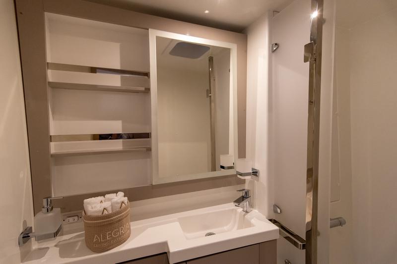 Book yachts online - catamaran - Fountaine Pajot - Saona 47 - Crewed   "Alegria" - rent