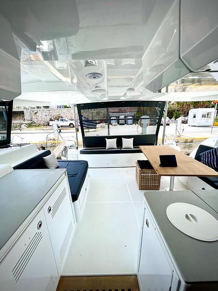 Book yachts online - catamaran - Lagoon 46 - KeYMA - rent