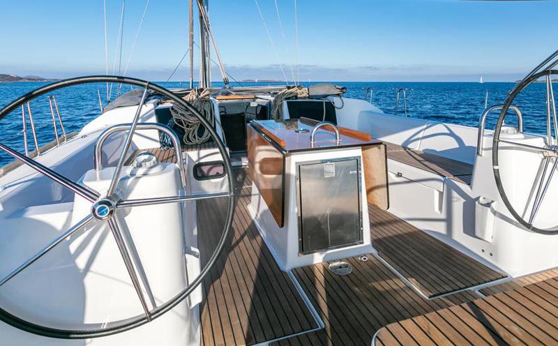 Book yachts online - sailboat - Dufour 512 Grand Large - Eleonora - rent