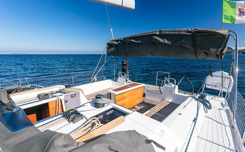 Book yachts online - sailboat - Dufour 460 Grand Large - Barbara - rent