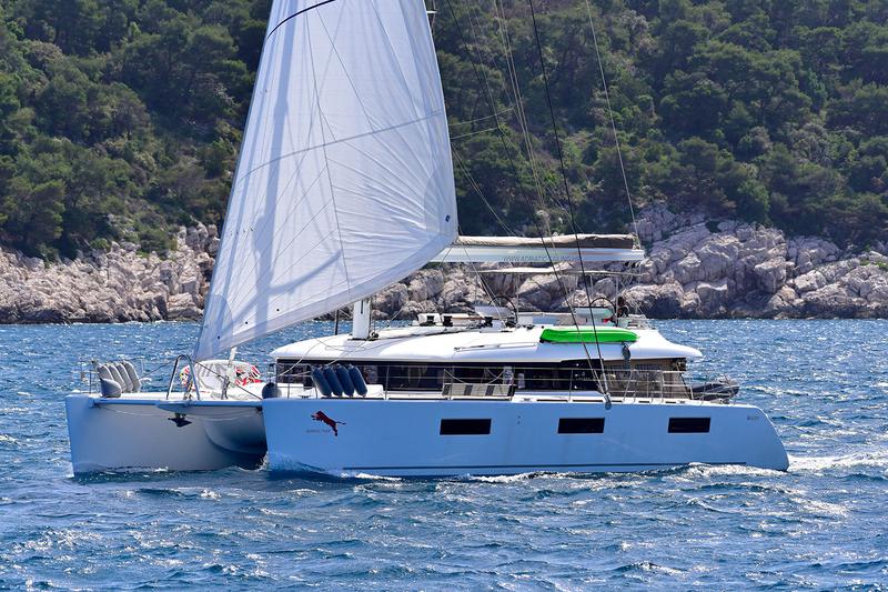 Book yachts online - catamaran - Lagoon 620 - ADRIATIC TIGER - rent