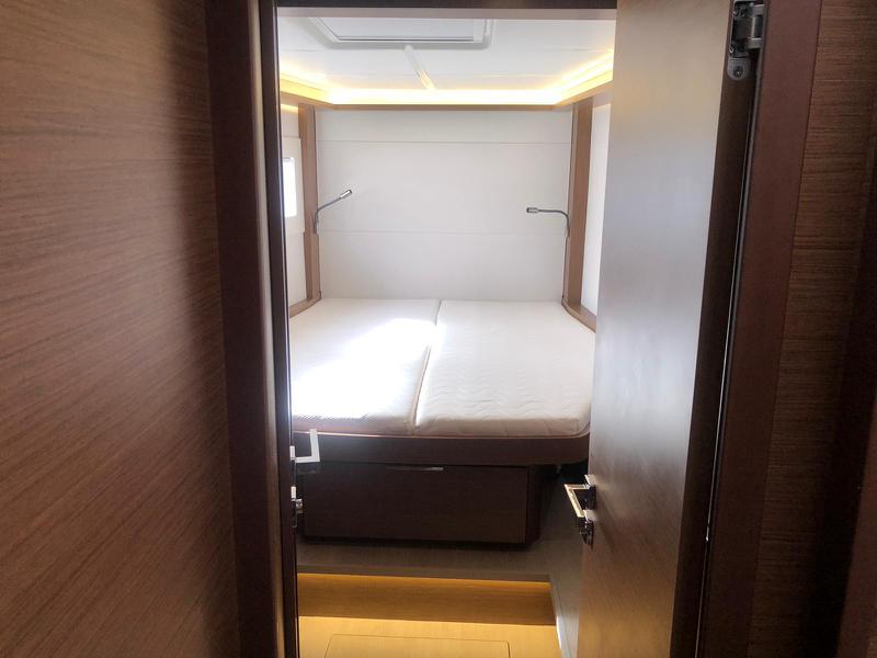 Book yachts online - catamaran - Lagoon 46 - Terra Sarda - air conditioned - - rent