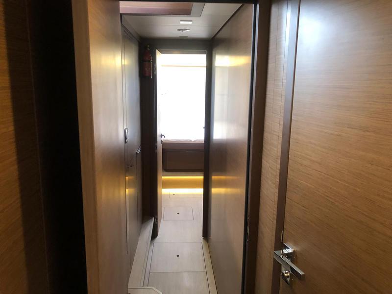 Book yachts online - catamaran - Lagoon 46 - Terra Sarda - air conditioned - - rent