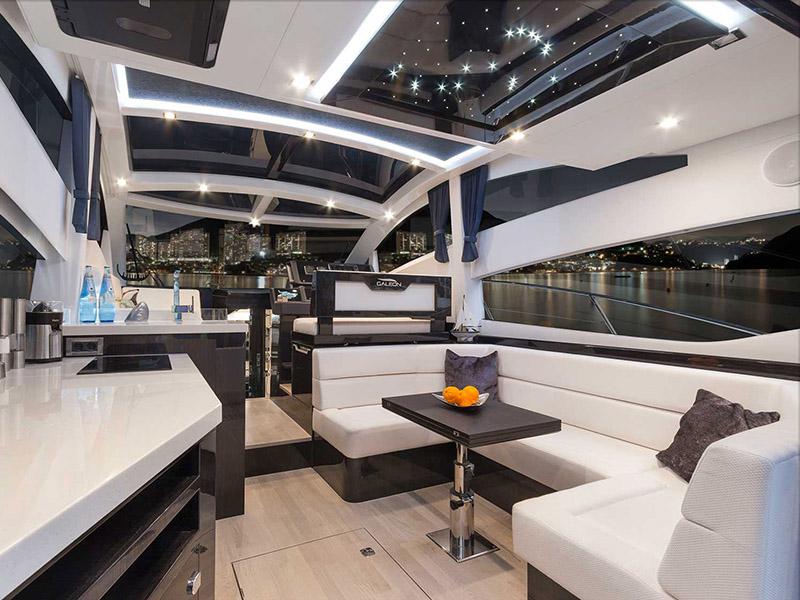 Book yachts online - motorboat - Galeon 430 Skydeck - Il Sogno III - NEW 2022! - rent