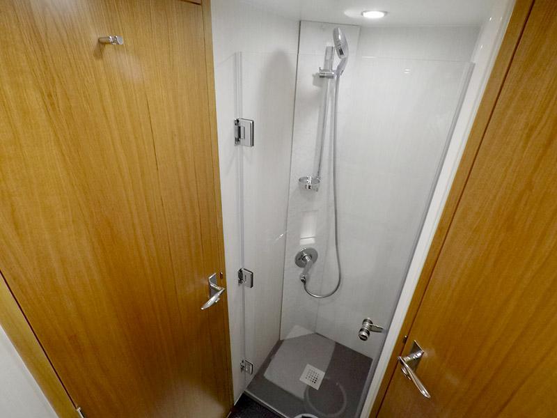 Book yachts online - motorboat - Fairline Squadron 50 - Get lucky (skipper obligatory) - NEW IN FLEET! - rent