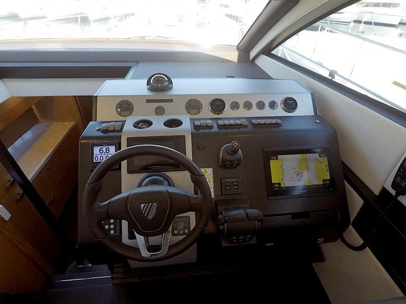 Book yachts online - motorboat - Fairline Squadron 50 - Get lucky (skipper obligatory) - NEW IN FLEET! - rent