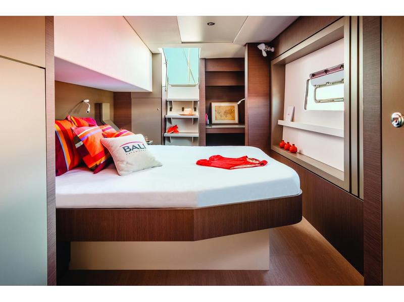Book yachts online - catamaran - Bali 4.8 - Physeter - rent
